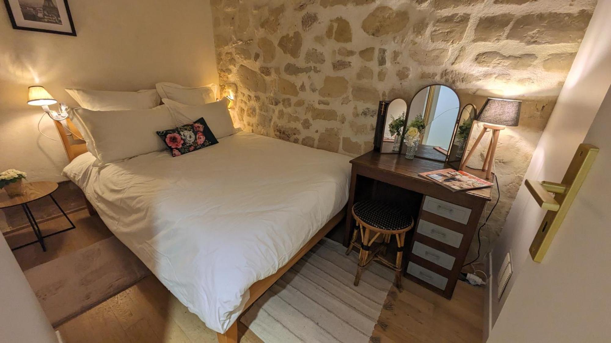 Les Freres Montgolfier - Le Marais - 80 M2 Apartment ปารีส ภายนอก รูปภาพ
